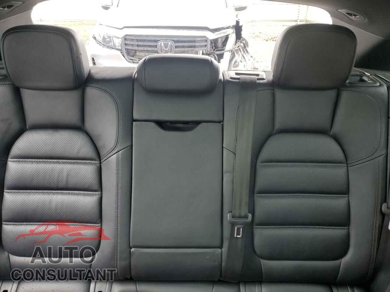PORSCHE MACAN 2017 - WP1AA2A54HLB09576