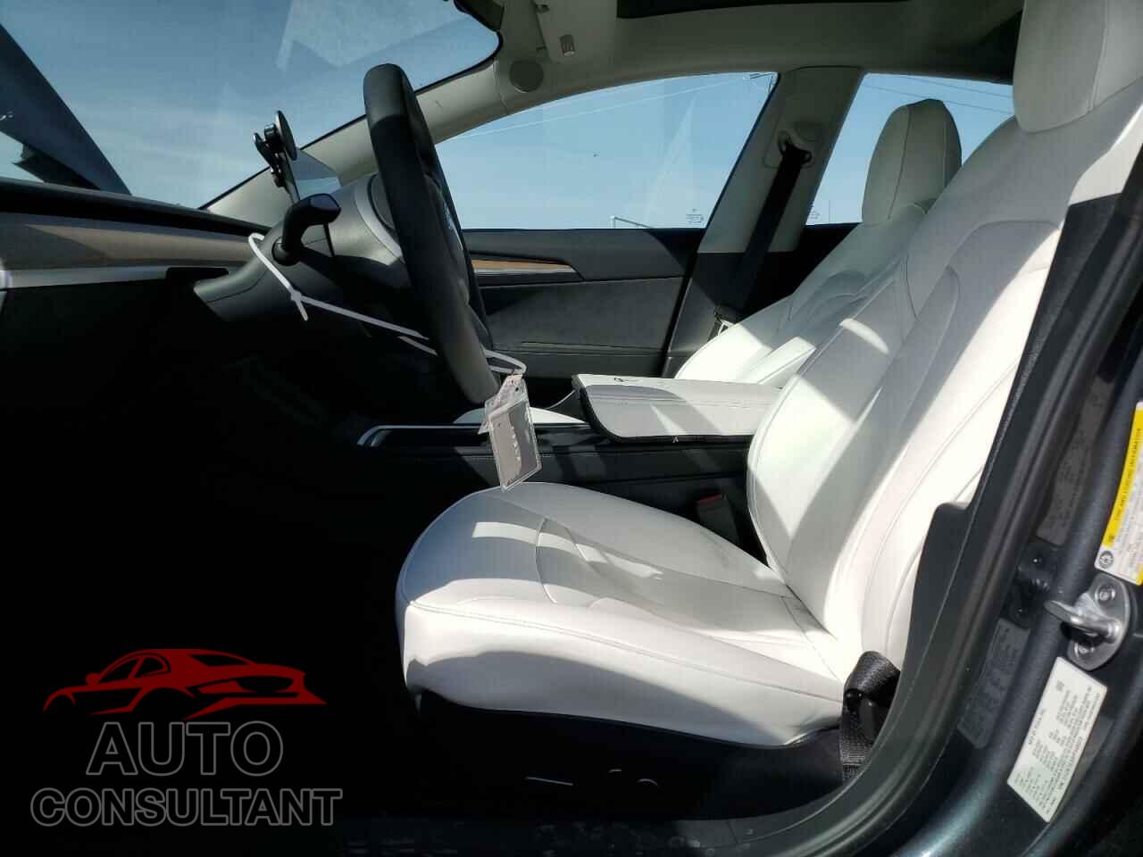 TESLA MODEL 3 2023 - 5YJ3E1EA8PF648073