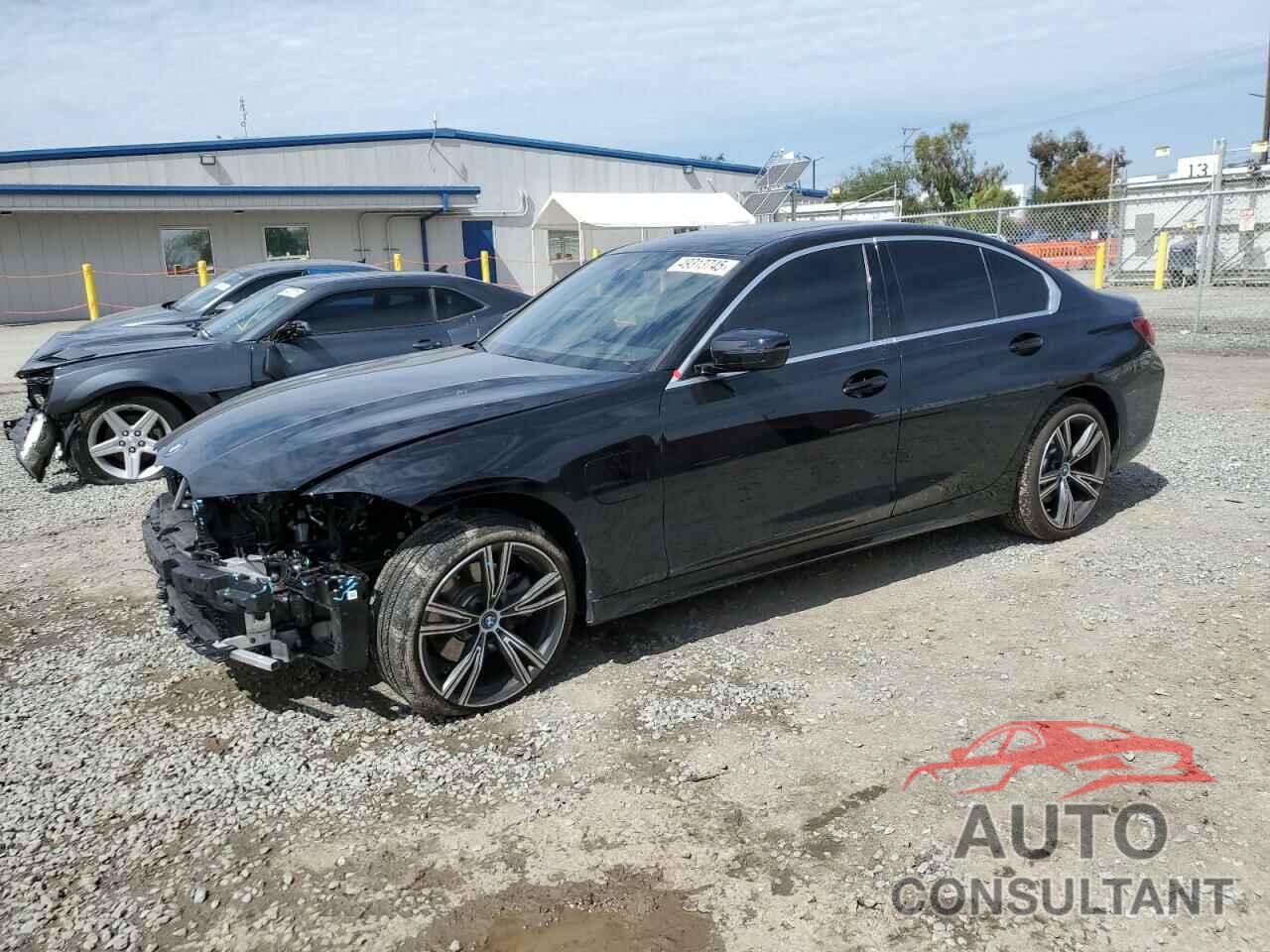 BMW 3 SERIES 2024 - 3MW39FF08R8E31814
