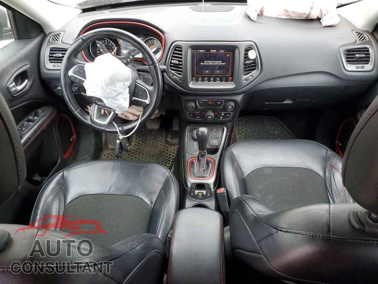 JEEP COMPASS 2017 - 3C4NJDDB1HT688000