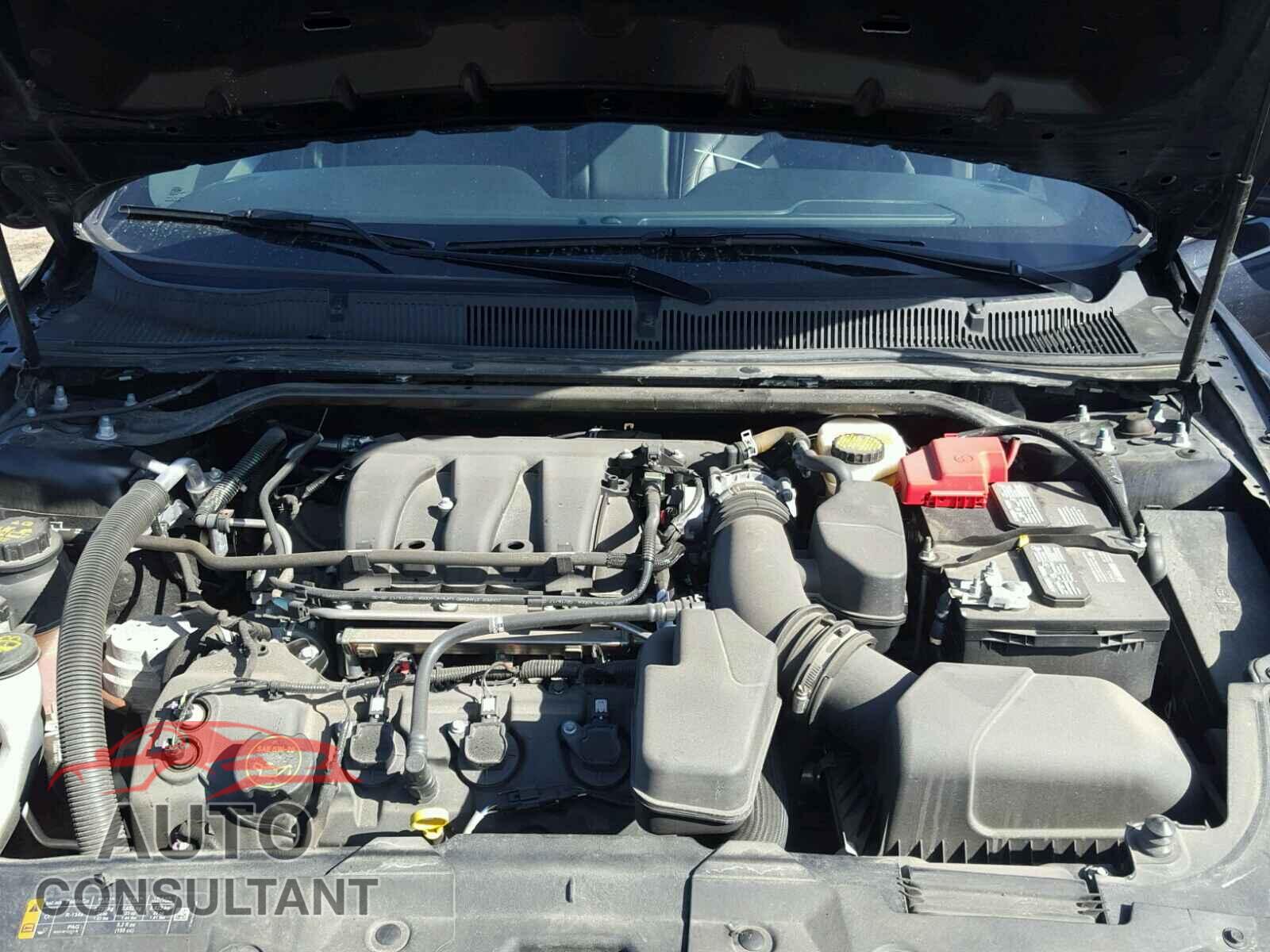 FORD TAURUS 2017 - 1FAHP2H80HG122502