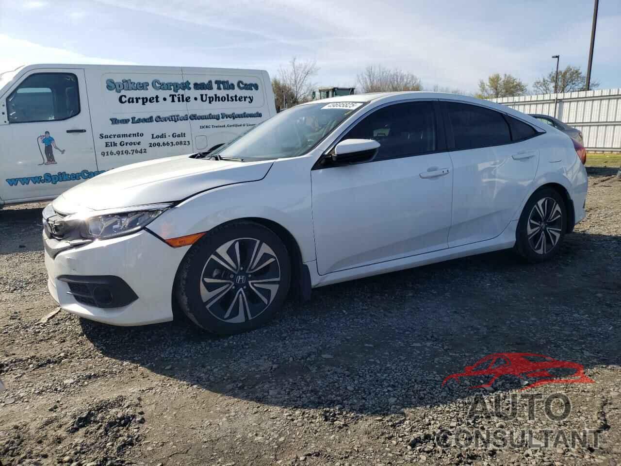 HONDA CIVIC 2018 - JHMFC1F3XJX036617