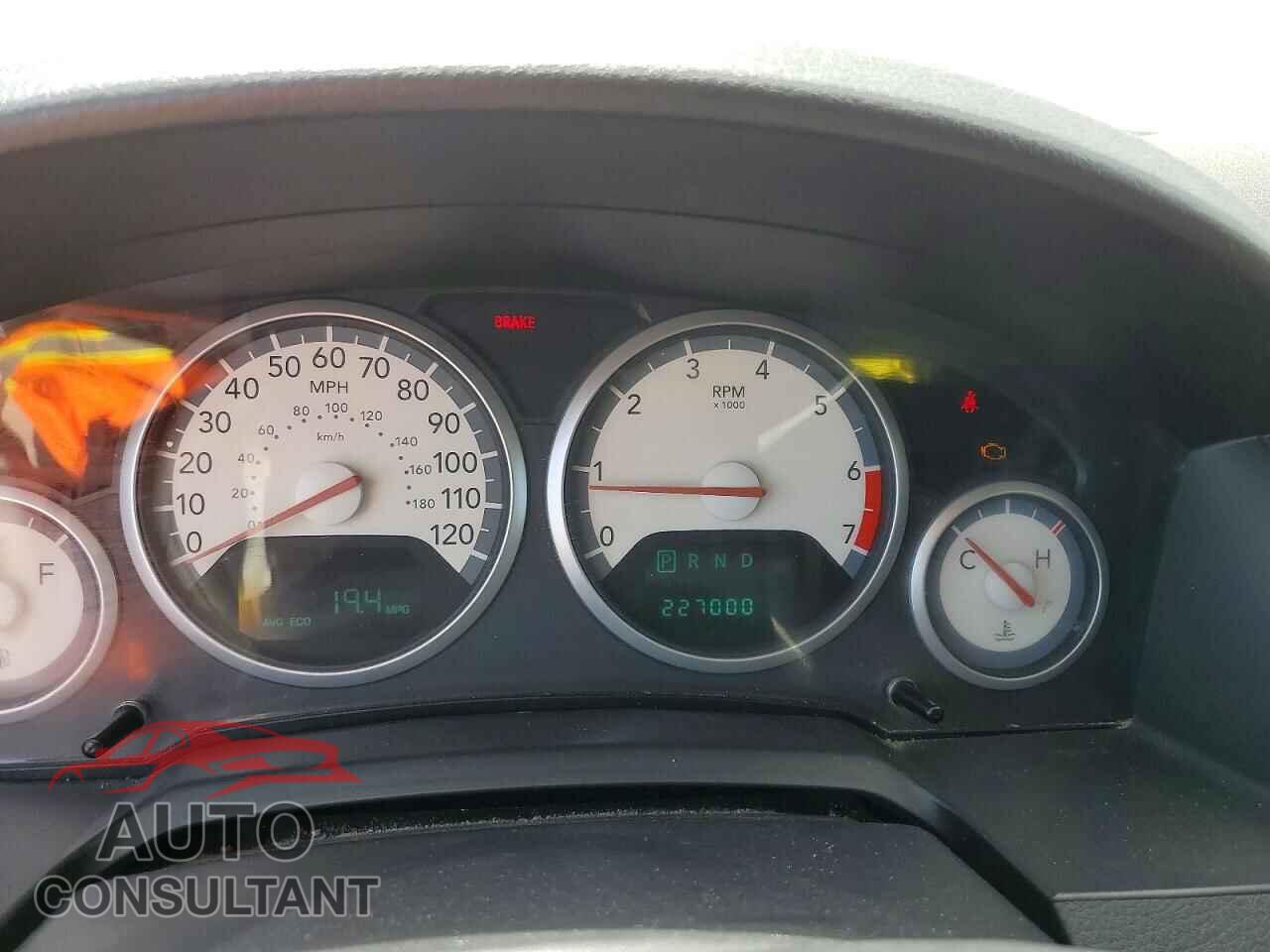 DODGE CARAVAN 2010 - 2D4RN5D18AR211403