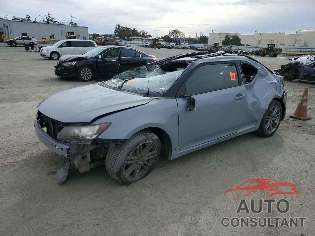 TOYOTA SCION 2011 - JTKJF5C71B3015853