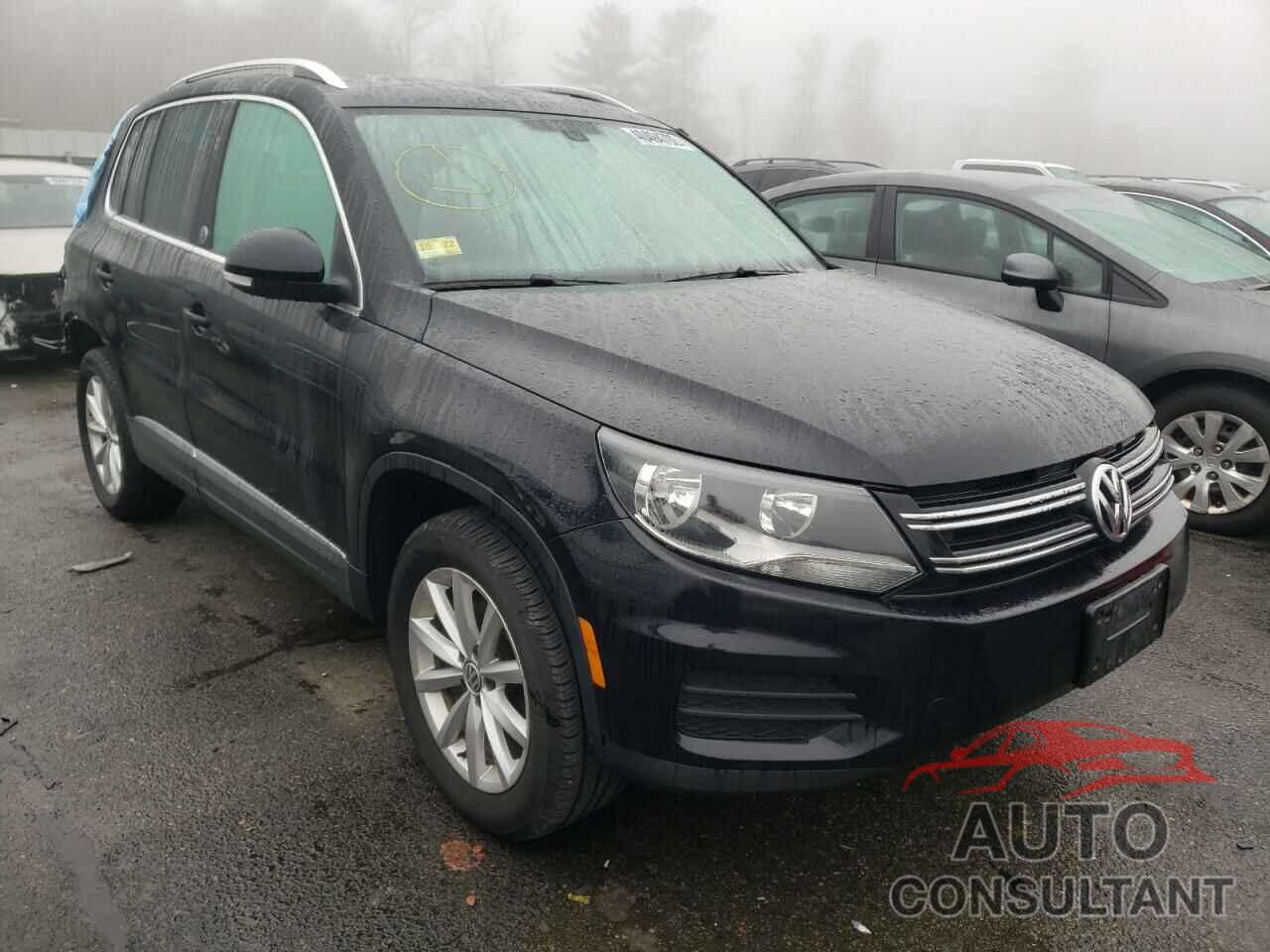 VOLKSWAGEN TIGUAN 2017 - WVGRV7AX6HK036431