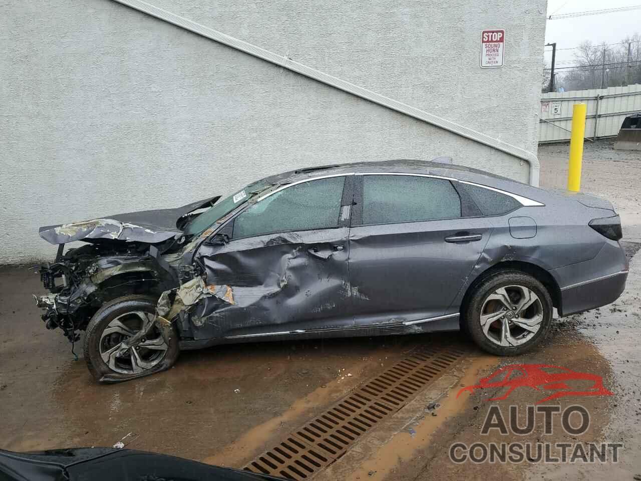 HONDA ACCORD 2018 - 1HGCV1F56JA065780