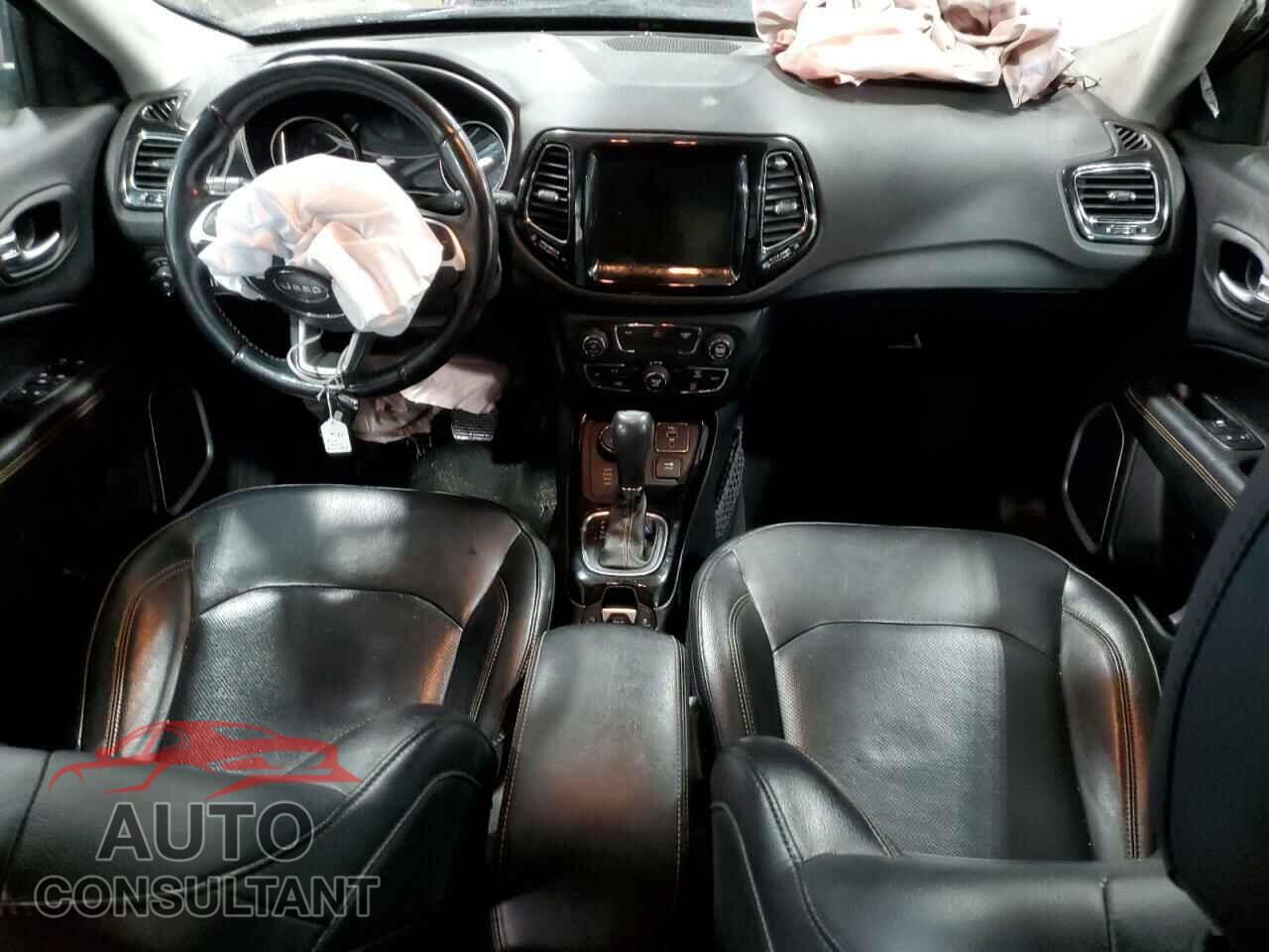 JEEP COMPASS 2020 - 3C4NJDCB0LT115762
