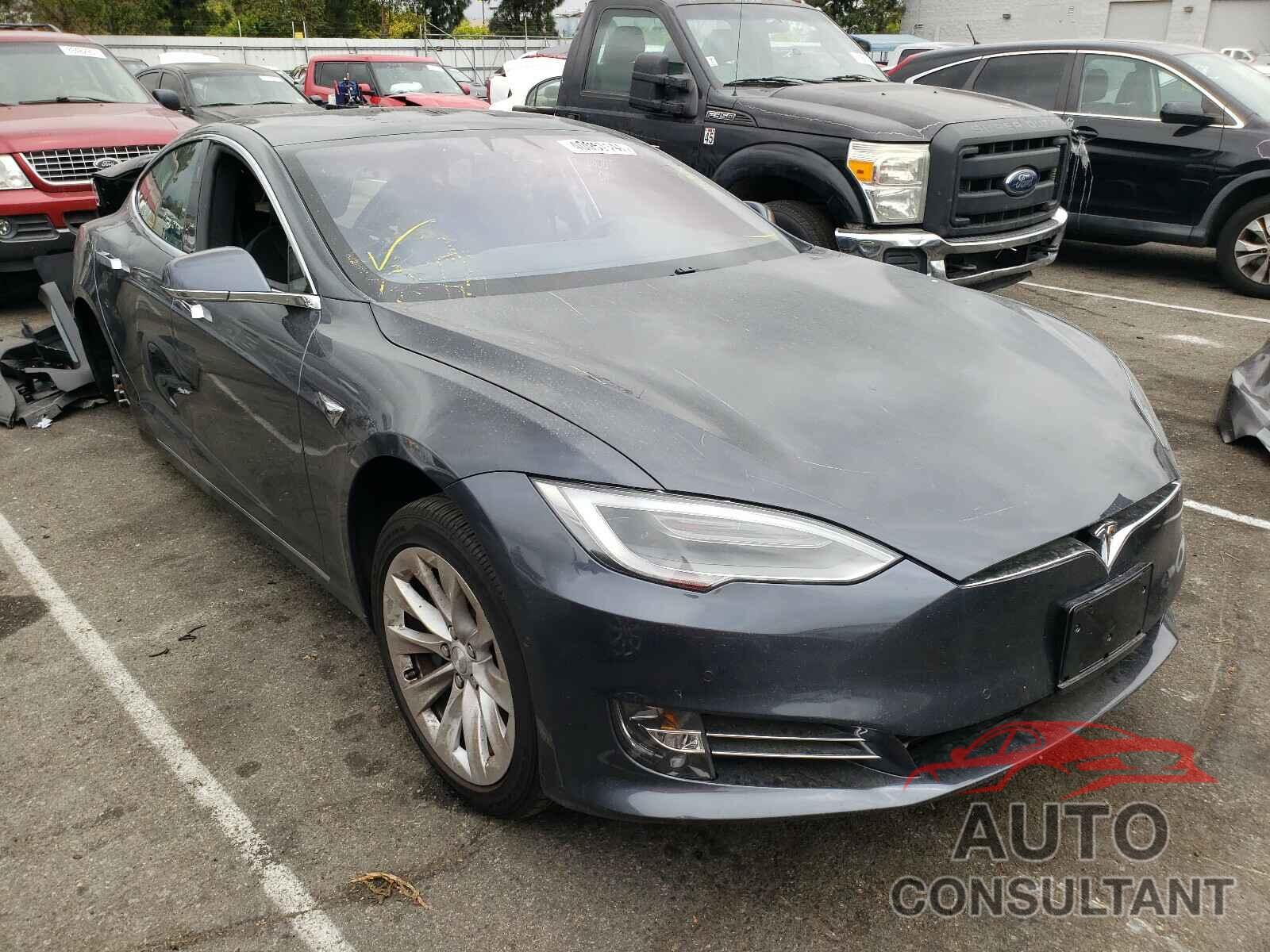 TESLA MODEL S 2019 - 5YJSA1E2XKF348317