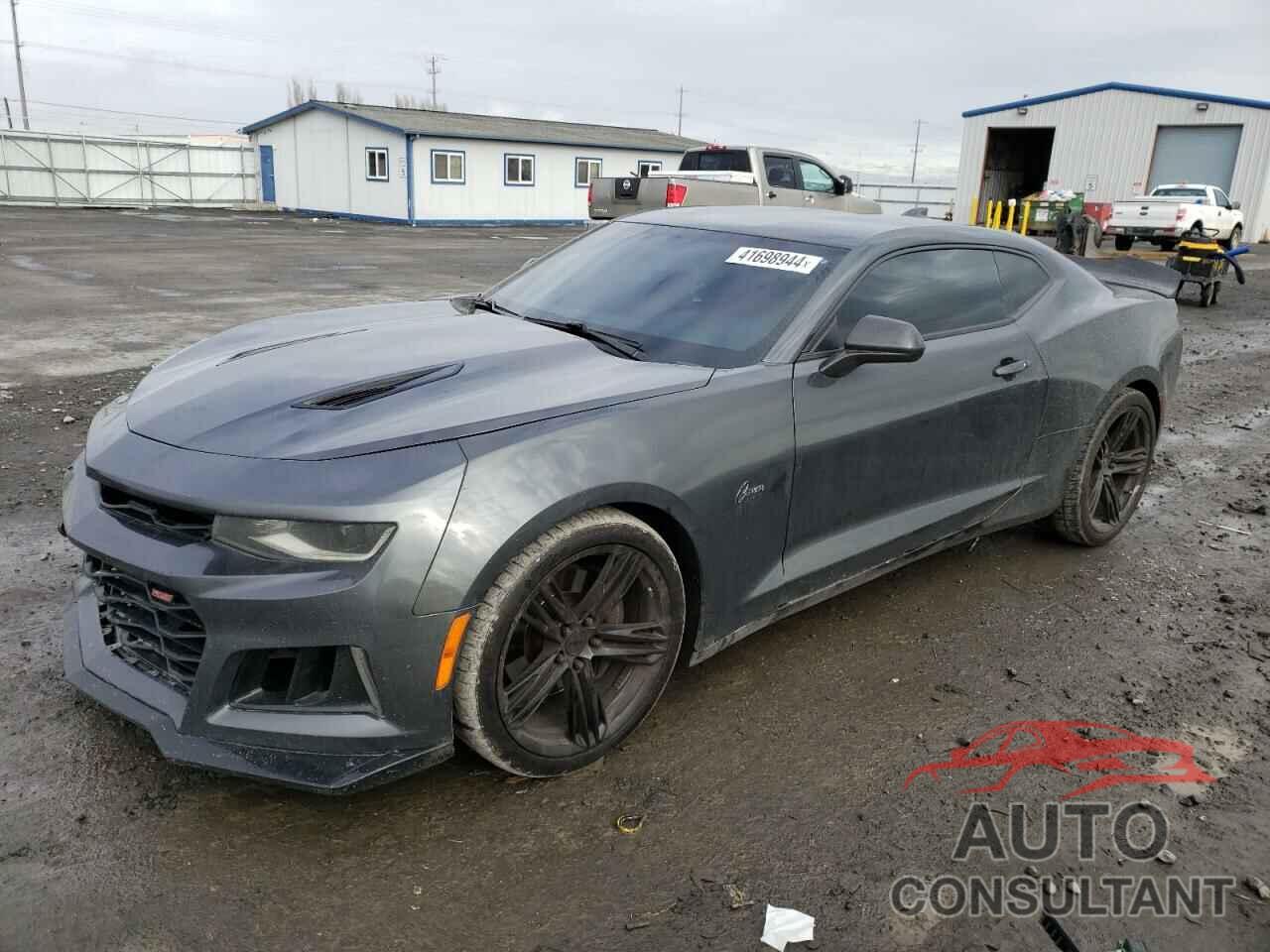 CHEVROLET CAMARO 2017 - 1G1FE1R79H0144068