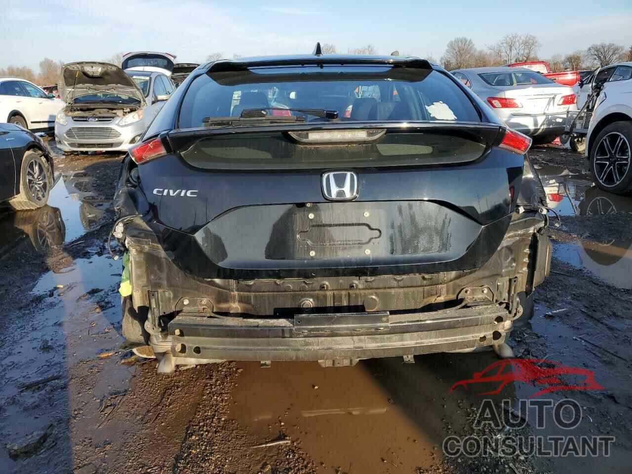 HONDA CIVIC 2019 - SHHFK7H32KU217869