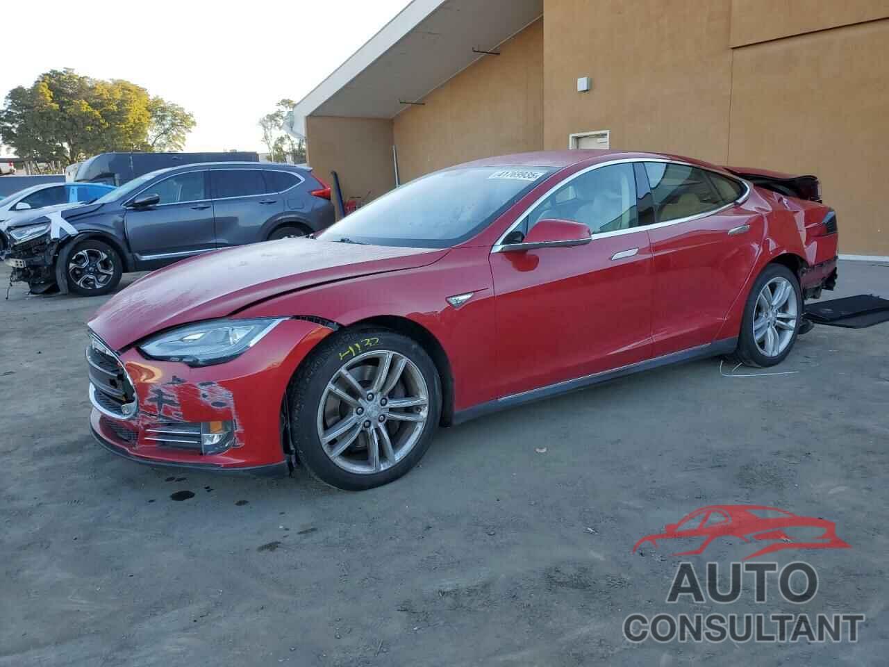TESLA MODEL S 2013 - 5YJSA1ACXDFP10146