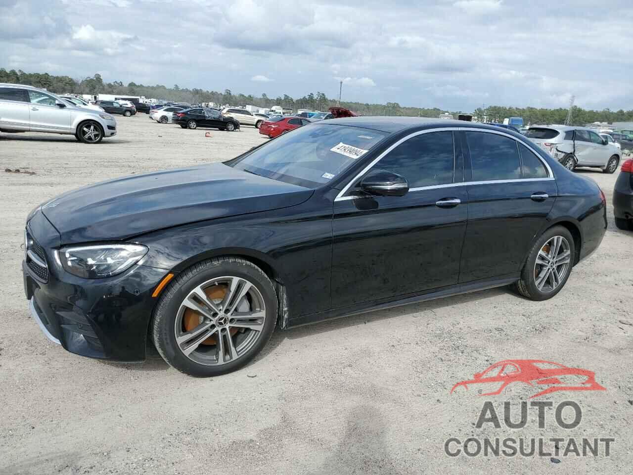 MERCEDES-BENZ E-CLASS 2023 - W1KZF8DB0PB145947