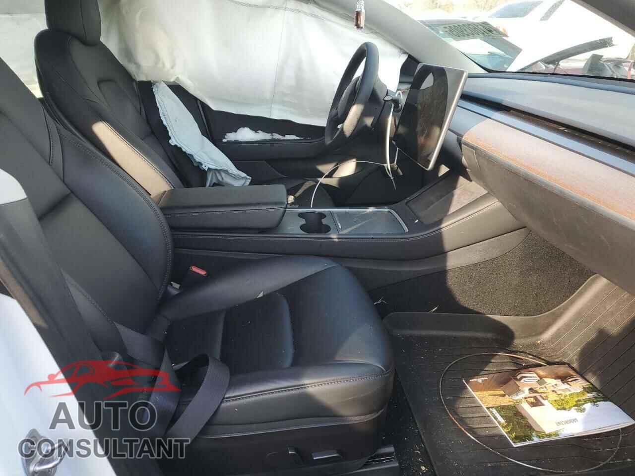 TESLA MODEL 3 2022 - 5YJ3E1EB0NF260809