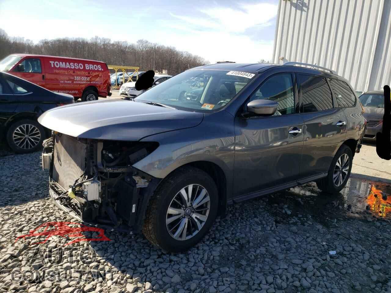 NISSAN PATHFINDER 2017 - 5N1DR2MM5HC903170