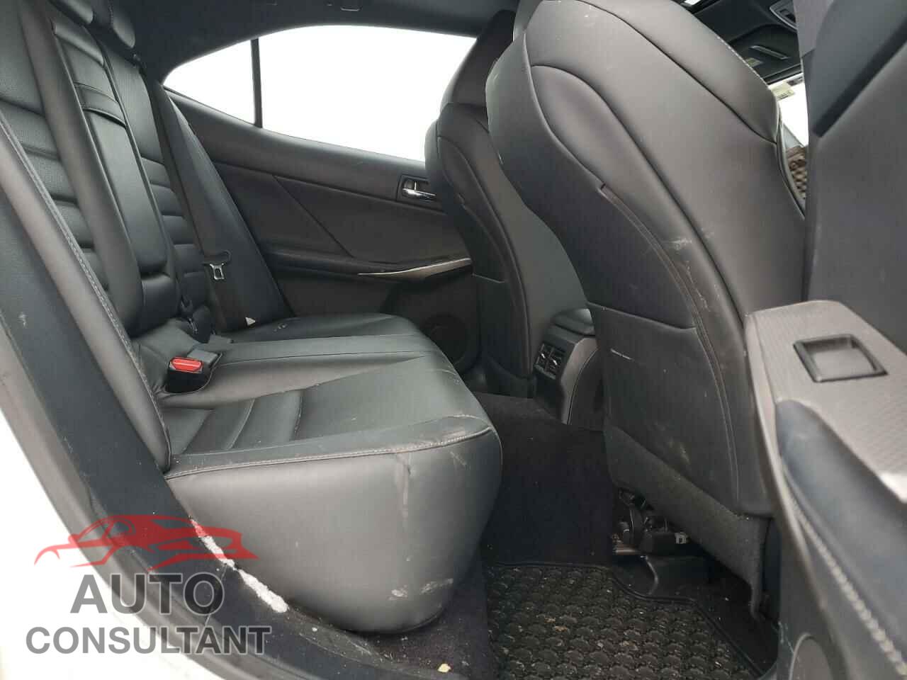 LEXUS IS 2014 - JTHCF1D20E5002420
