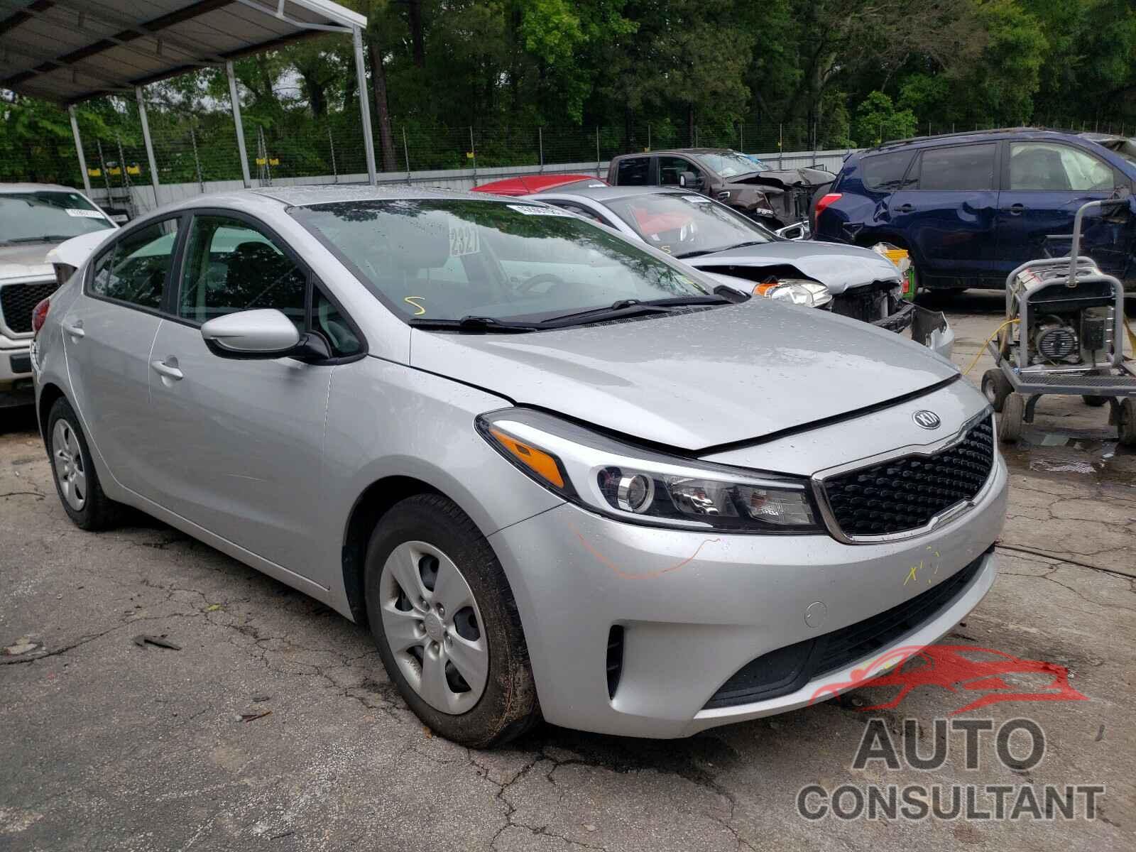 KIA FORTE 2018 - 3KPFK4A75JE262581