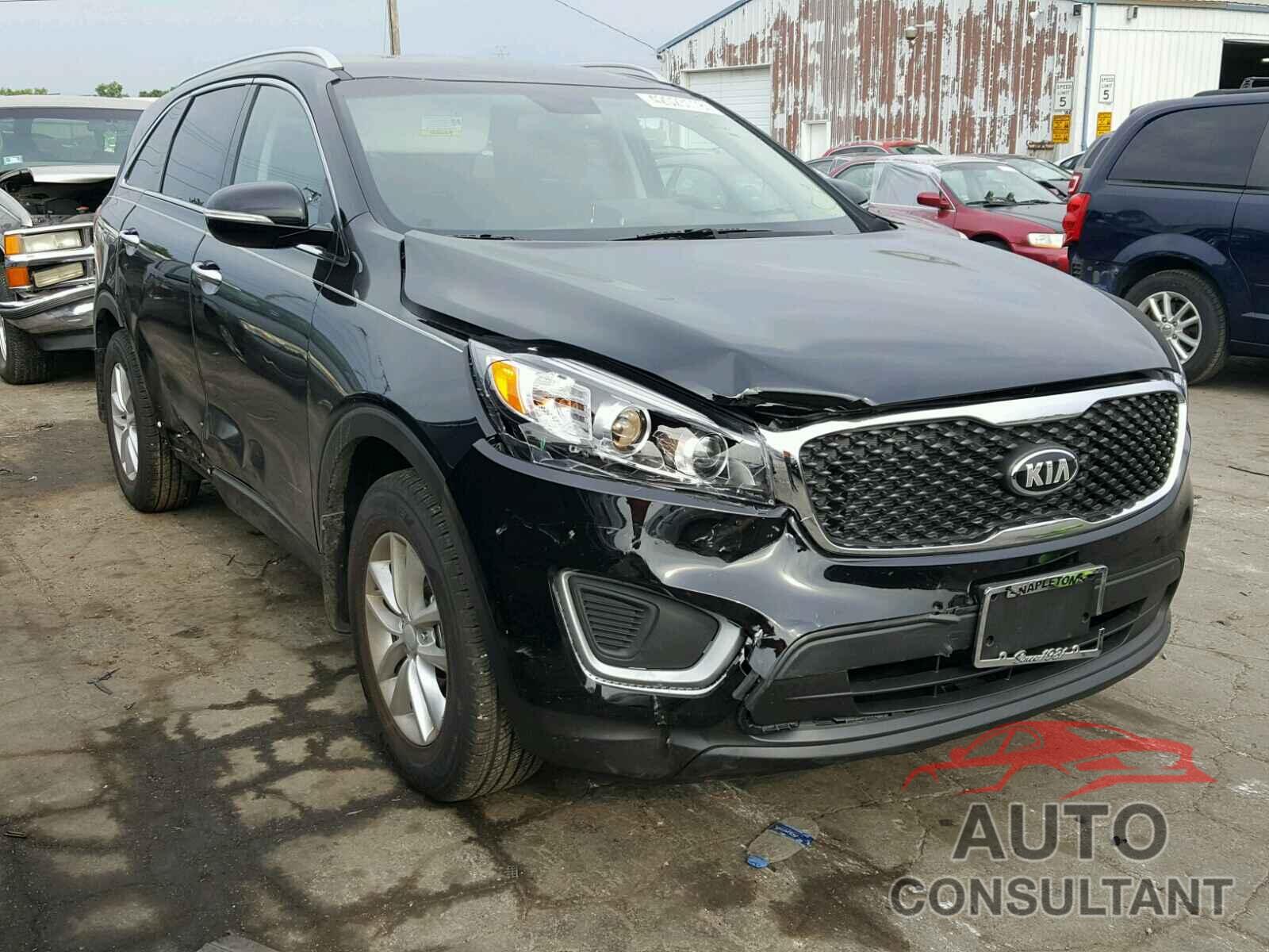 KIA SORENTO LX 2018 - 5XYPG4A3XJG409614