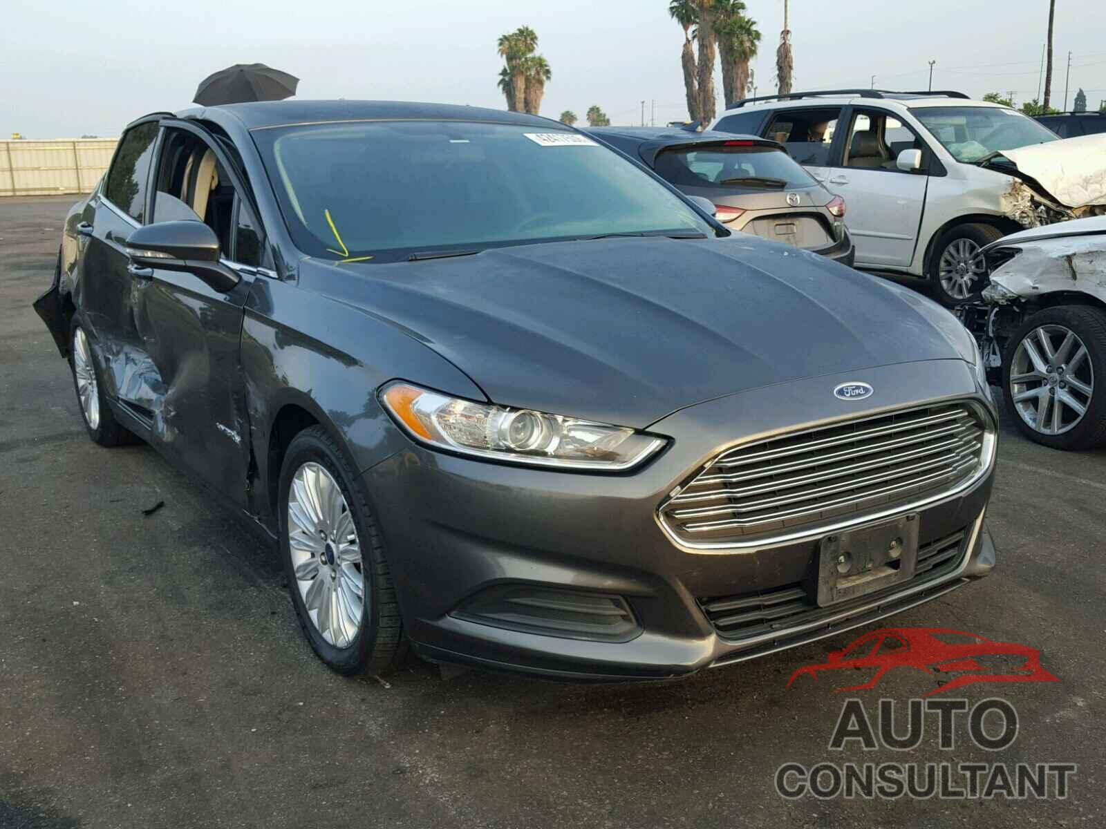 FORD FUSION 2016 - 3FA6P0LU6GR195056