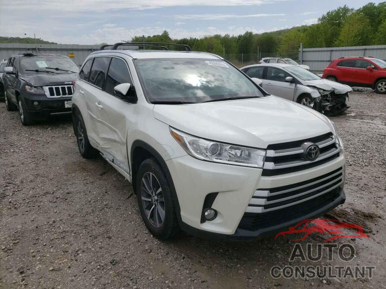 TOYOTA HIGHLANDER 2017 - 5TDKZRFH5HS508649