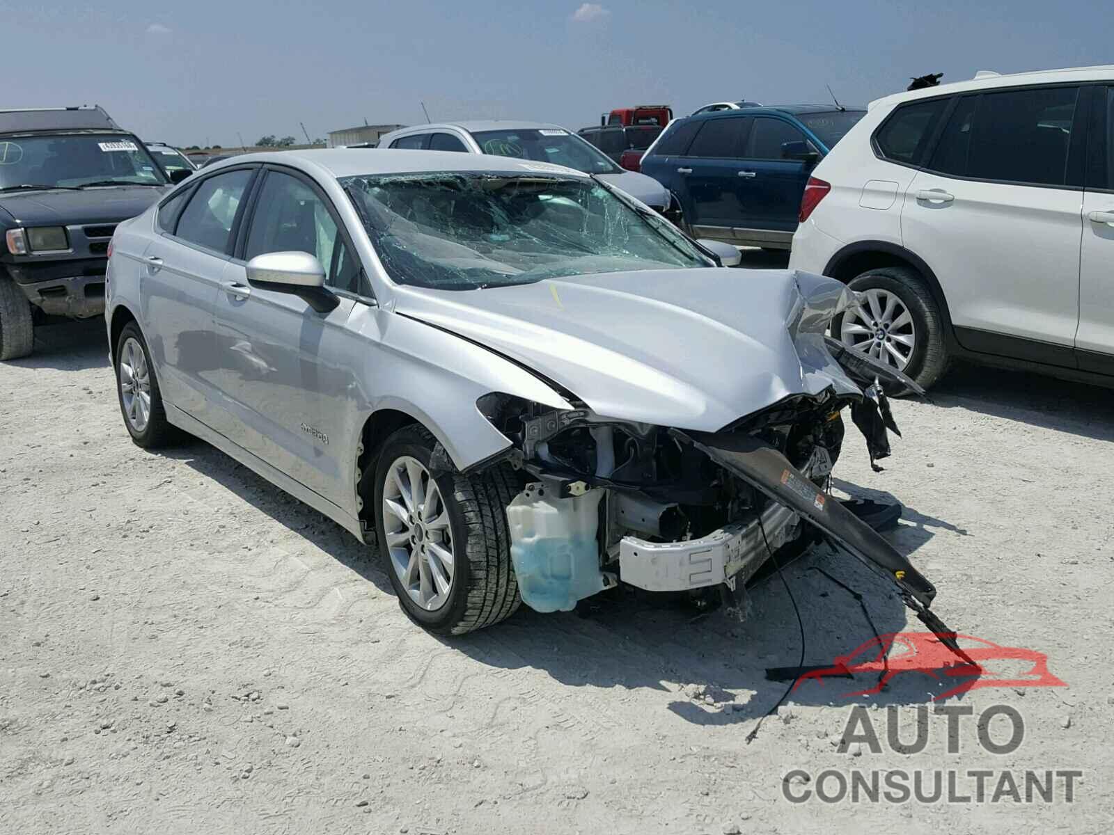 FORD FUSION 2017 - 3FA6P0LU9HR384852