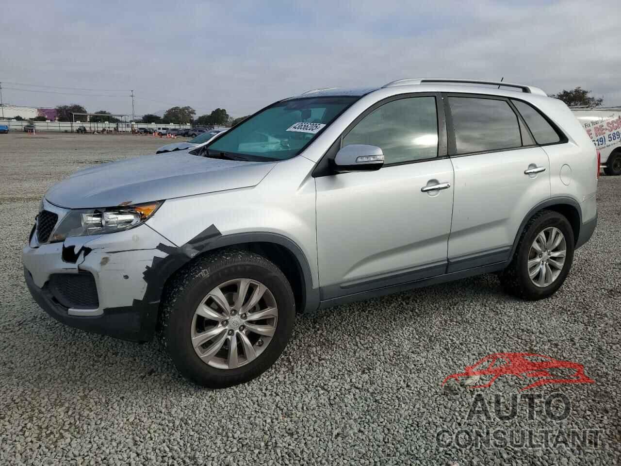 KIA SORENTO 2011 - 5XYKT4A27BG054027