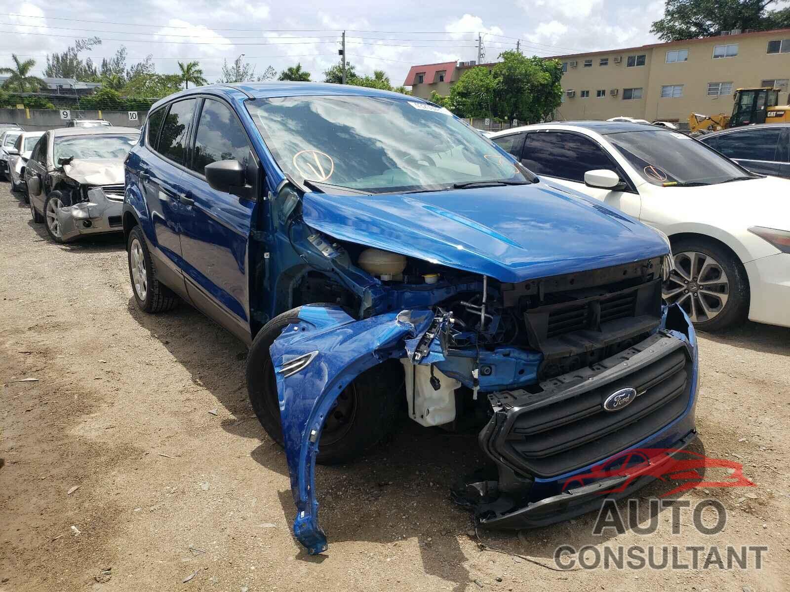 FORD ESCAPE 2017 - 1FMCU0F76HUB82793