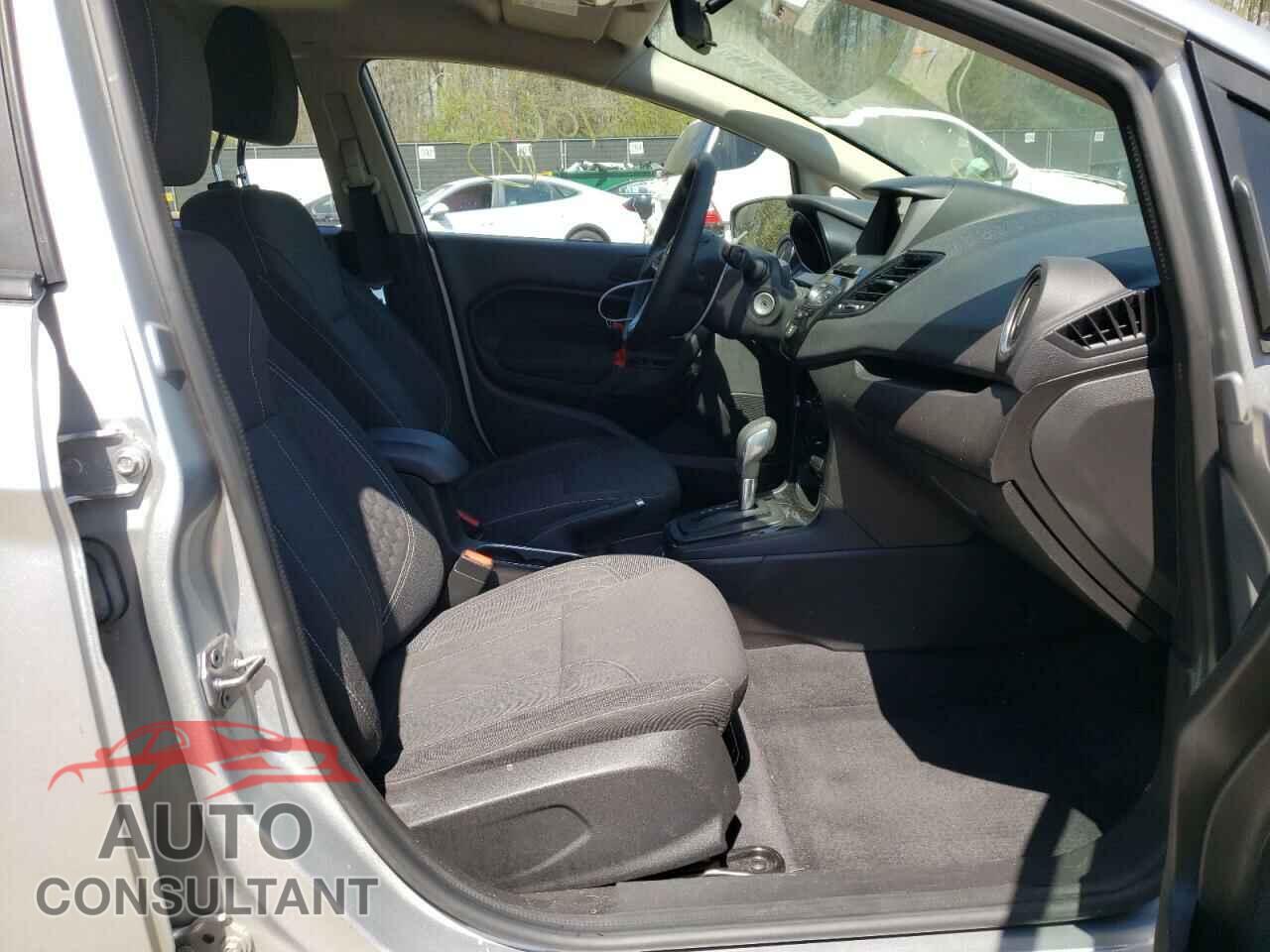 FORD FIESTA 2019 - 3FADP4EJXKM134235