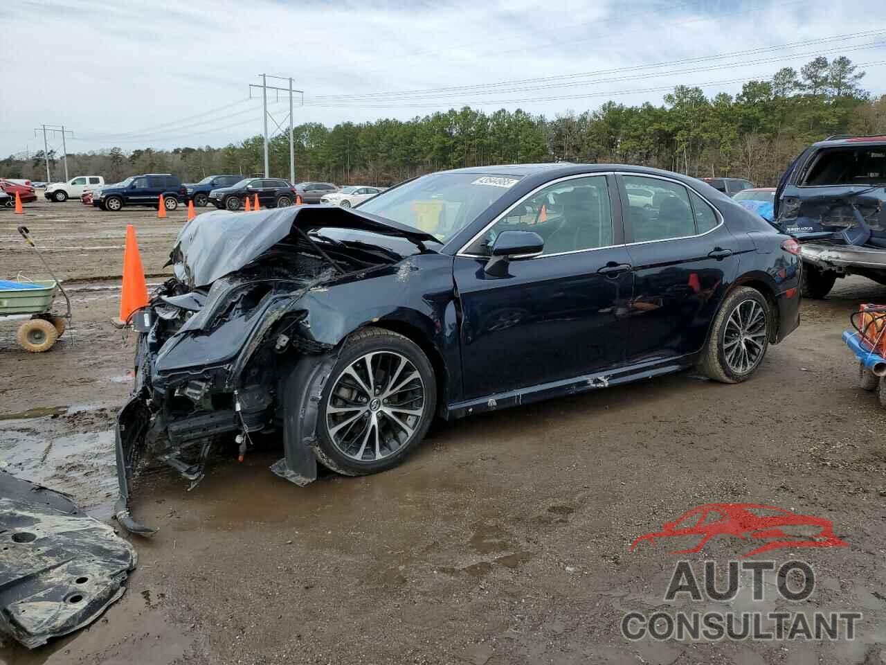 TOYOTA CAMRY 2018 - 4T1B11HK1JU647823