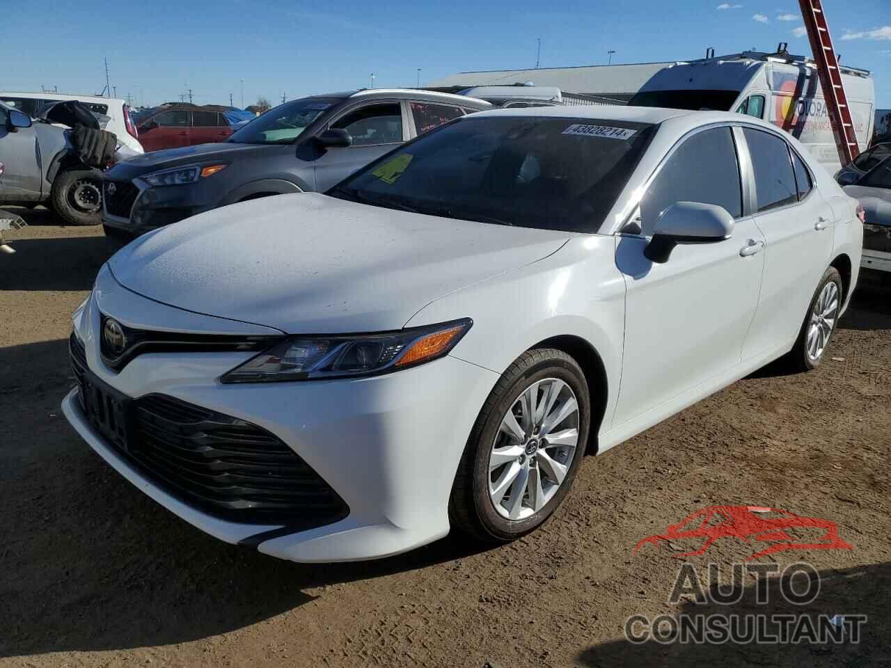 TOYOTA CAMRY 2018 - 4T1B11HK1JU071800