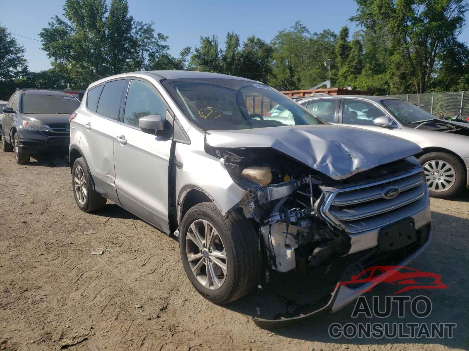 FORD ESCAPE 2017 - 1FMCU9GD1HUB49791