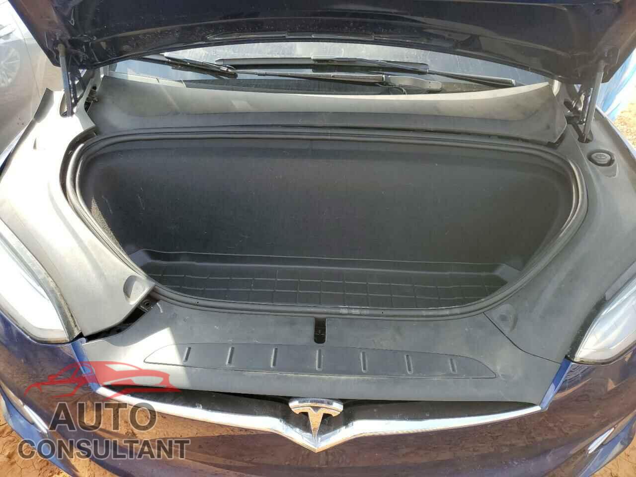 TESLA MODEL X 2019 - 5YJXCDE21KF200168