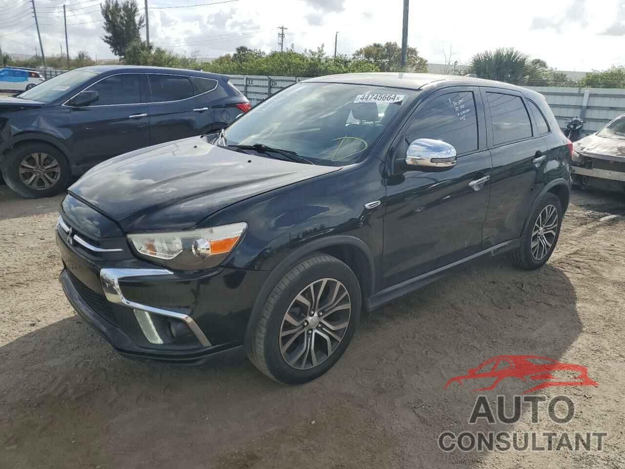 MITSUBISHI OUTLANDER 2018 - JA4AP3AW0JZ012192