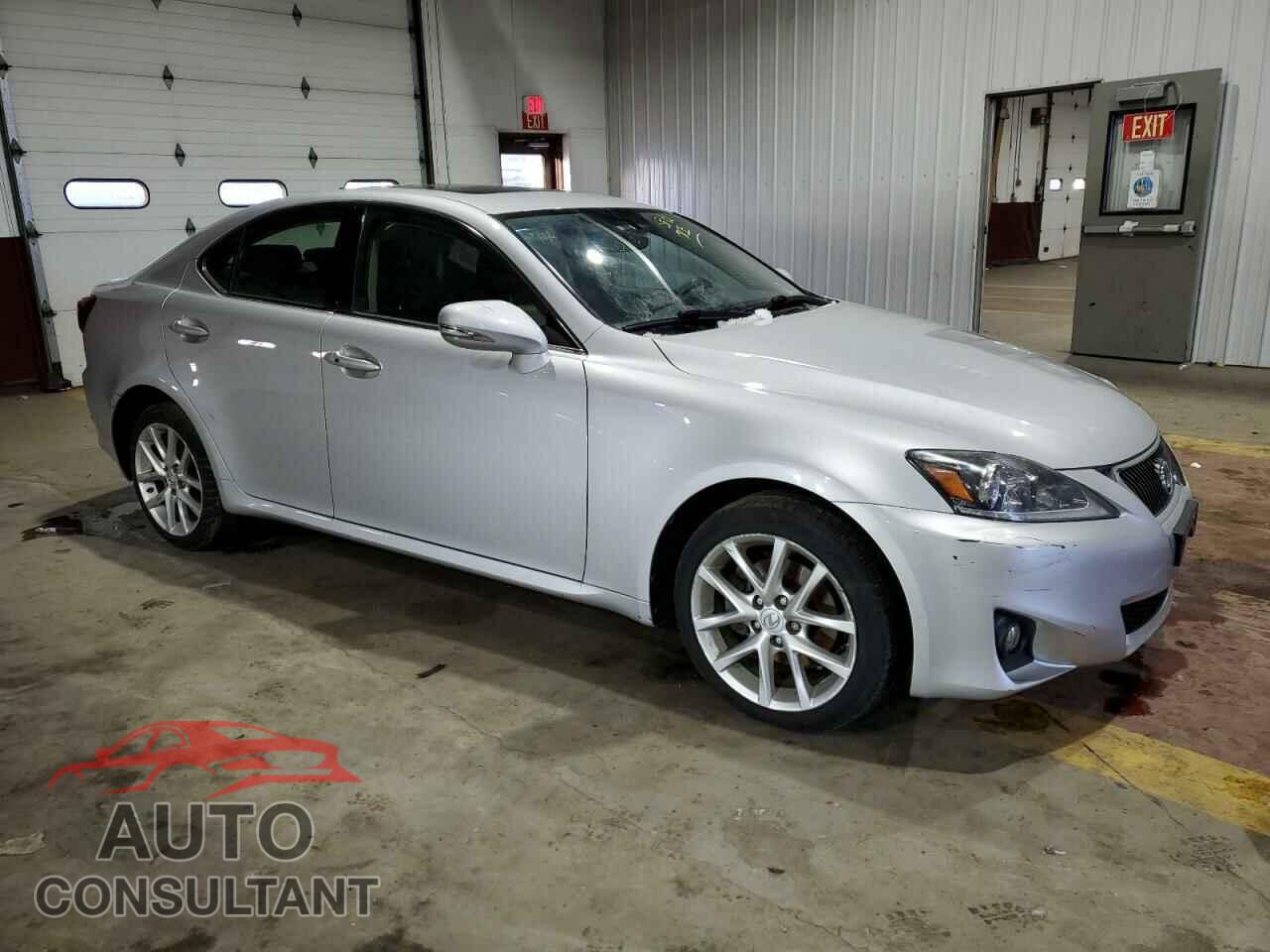 LEXUS IS 2012 - JTHCF5C2XC5059097