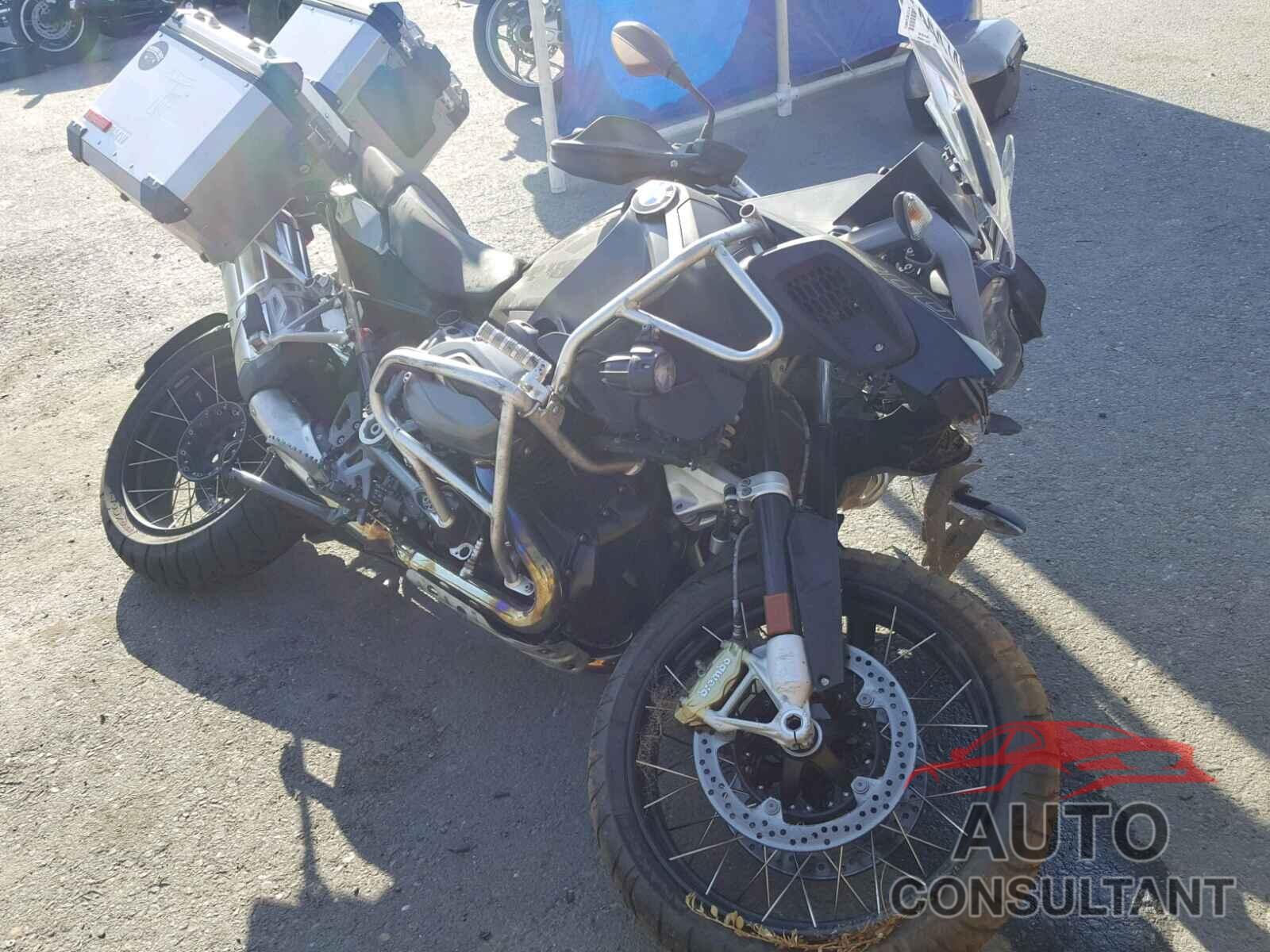 BMW R1200 GS ADVENTURE 2018 - WB10A1207JZ953007