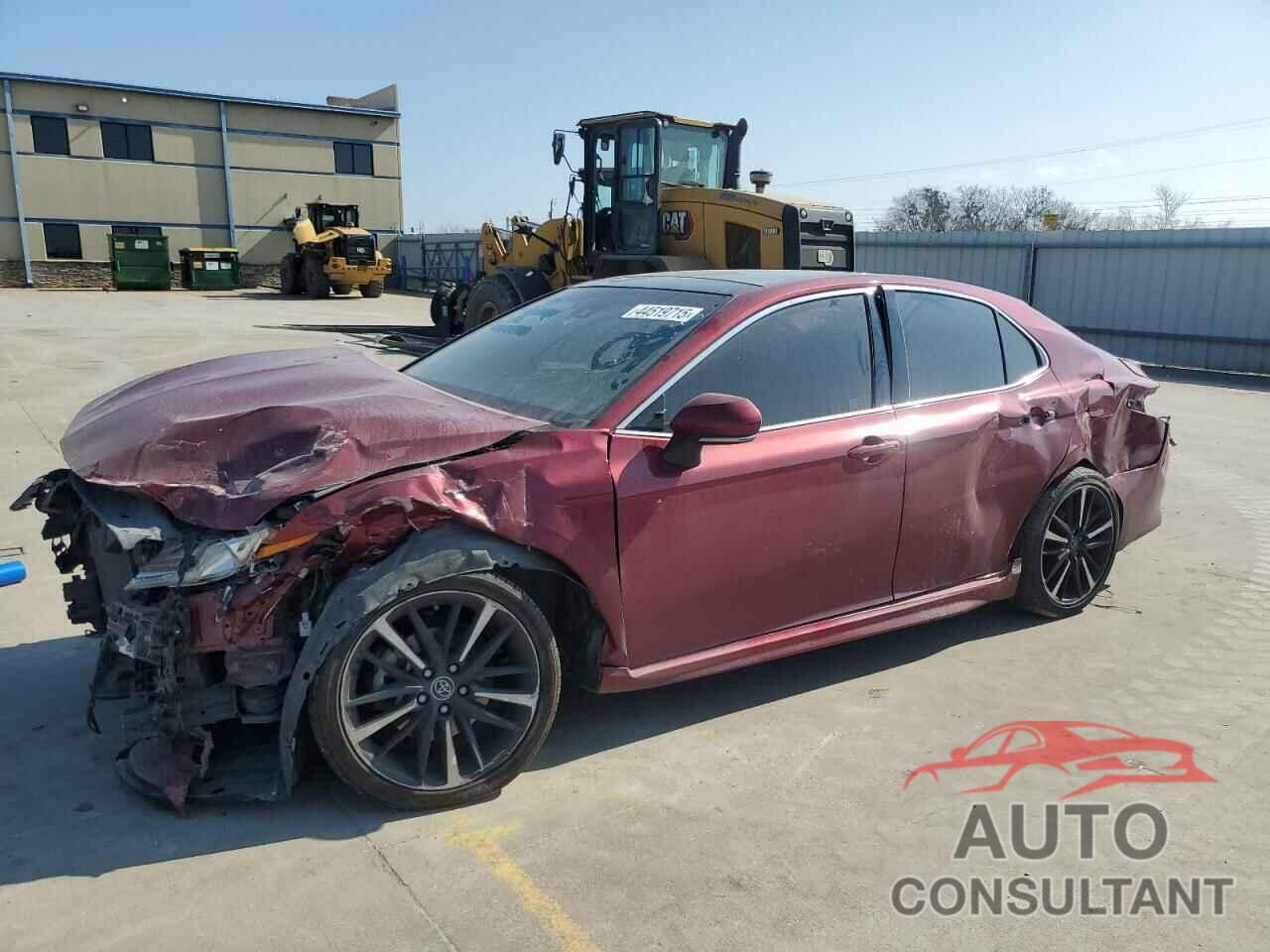 TOYOTA CAMRY 2018 - 4T1B61HK8JU625528