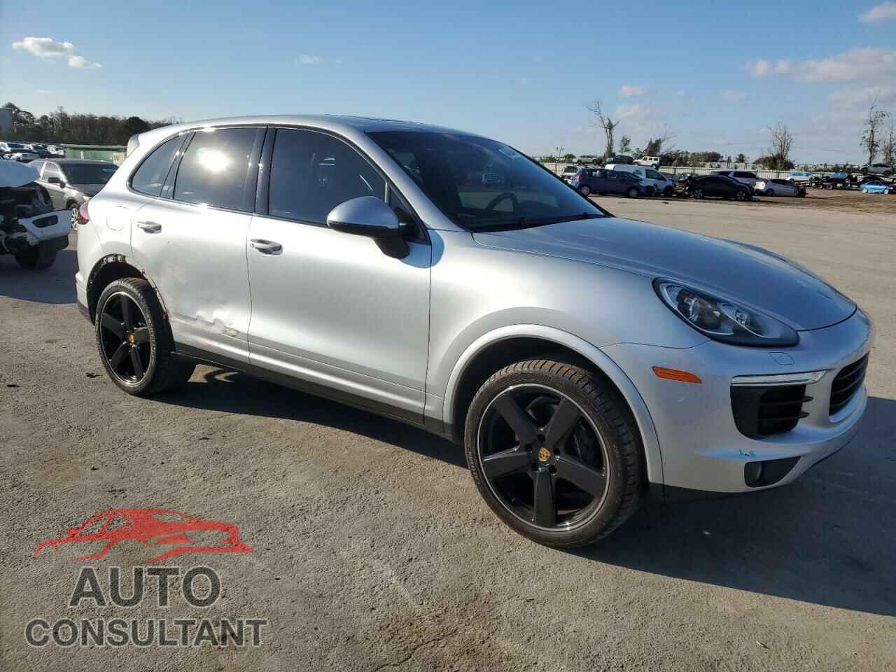 PORSCHE CAYENNE 2017 - WP1AA2A24HKA85758