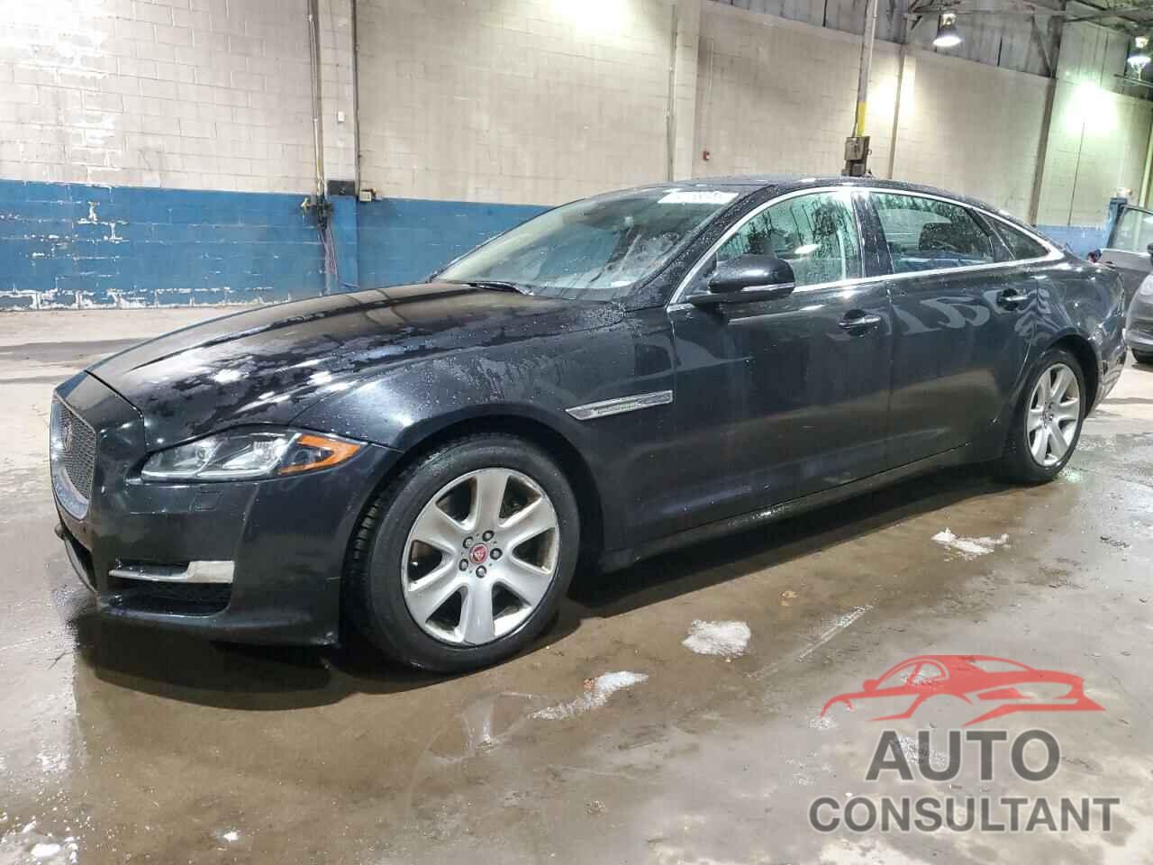 JAGUAR XJ 2017 - SAJWJ2GDXH8W08618
