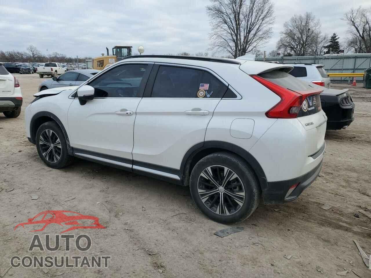 MITSUBISHI ECLIPSE 2018 - JA4AT5AA3JZ047269
