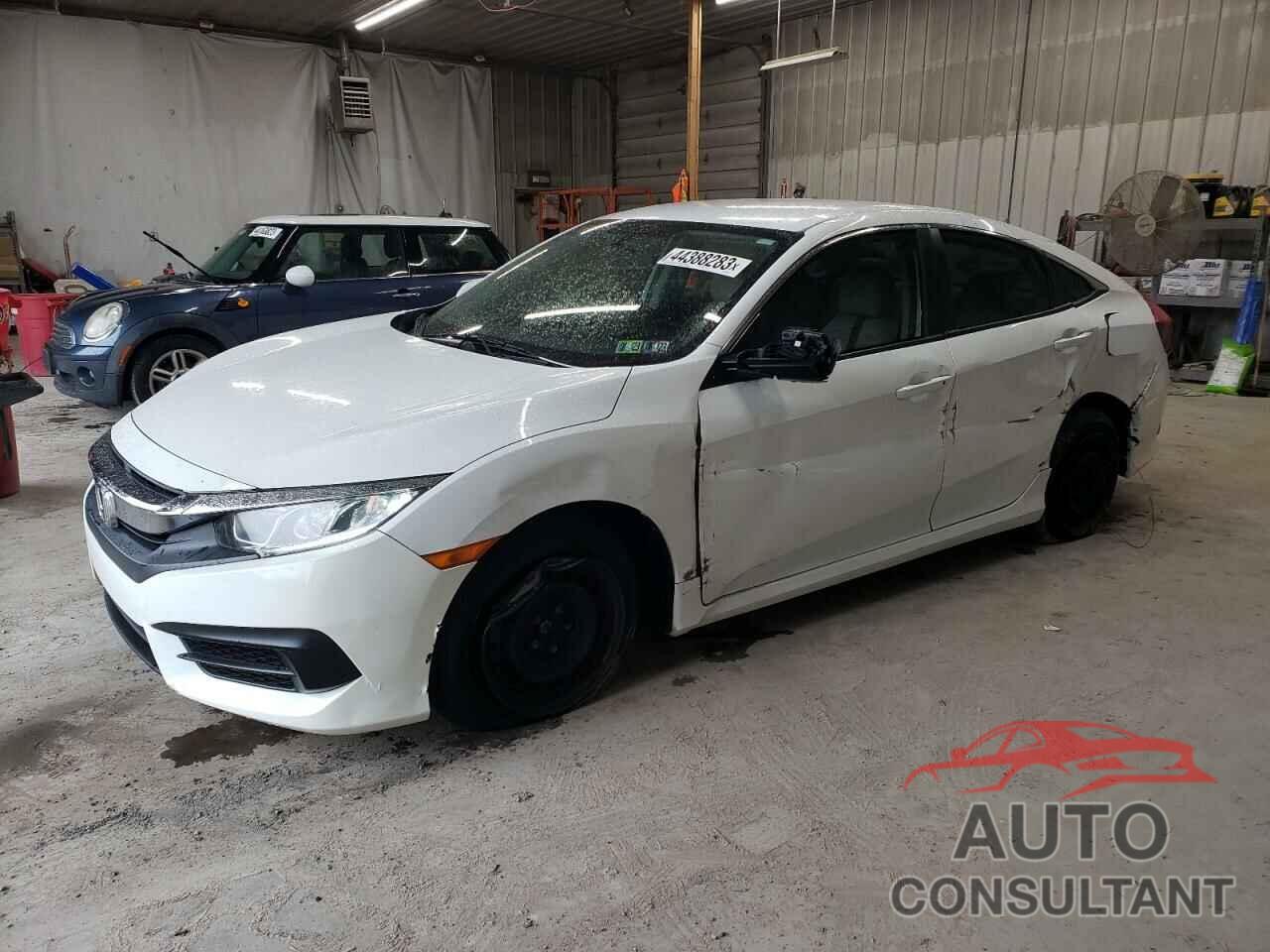 HONDA CIVIC 2018 - 2HGFC2F52JH562951