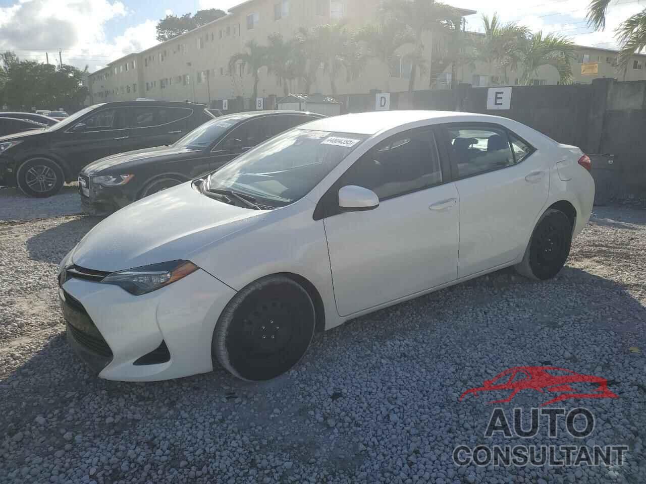 TOYOTA COROLLA 2017 - 5YFBURHE4HP630896