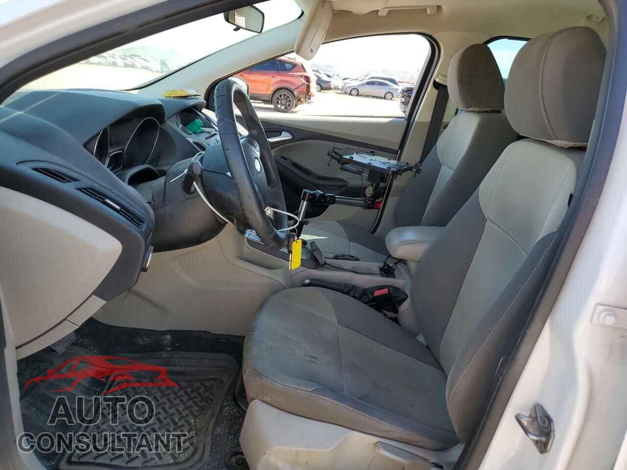 FORD FOCUS 2014 - 1FADP3F20EL224694