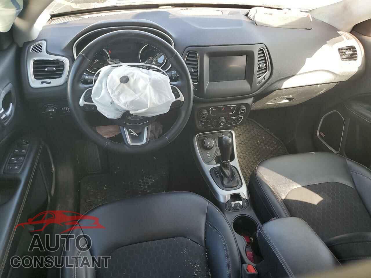 JEEP COMPASS 2019 - 3C4NJDBB9KT629187