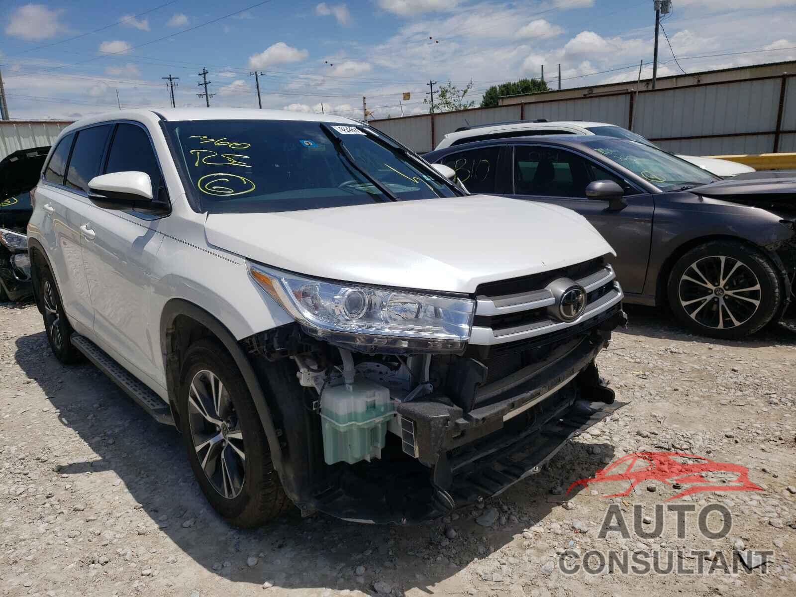 TOYOTA HIGHLANDER 2018 - 5TDZARFH7JS035610