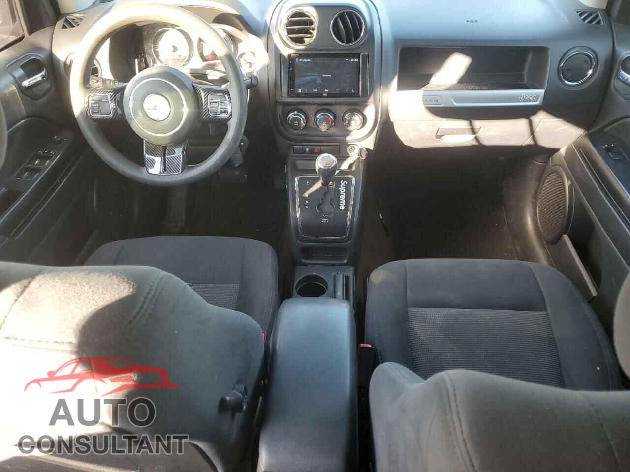 JEEP COMPASS 2015 - 1C4NJCBA2FD219070