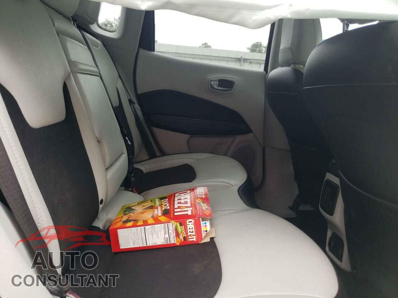 JEEP COMPASS 2019 - 3C4NJCBB2KT843741