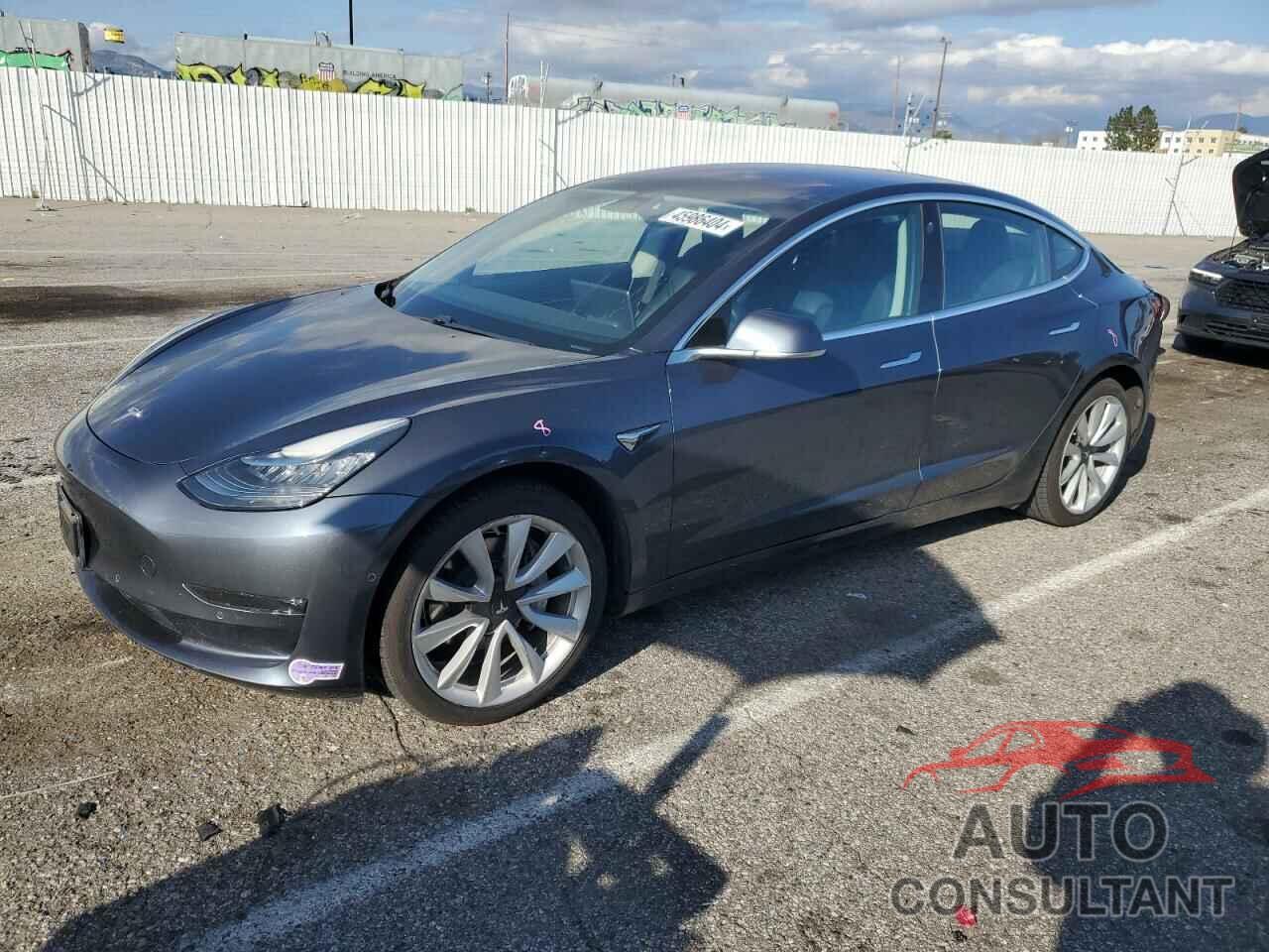 TESLA MODEL 3 2018 - 5YJ3E1EAXJF020104