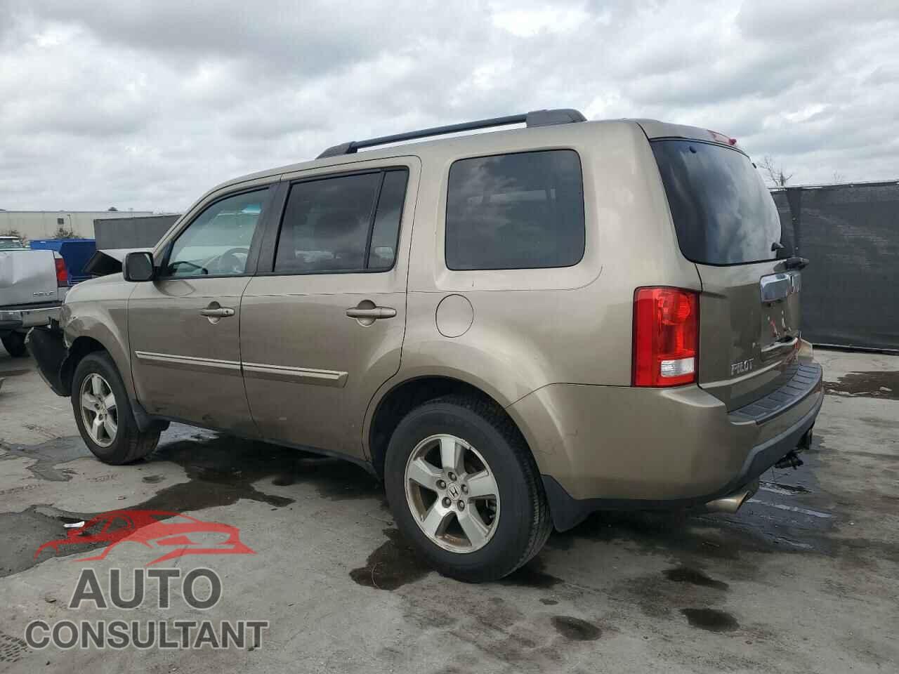 HONDA PILOT 2010 - 5FNYF4H59AB035700