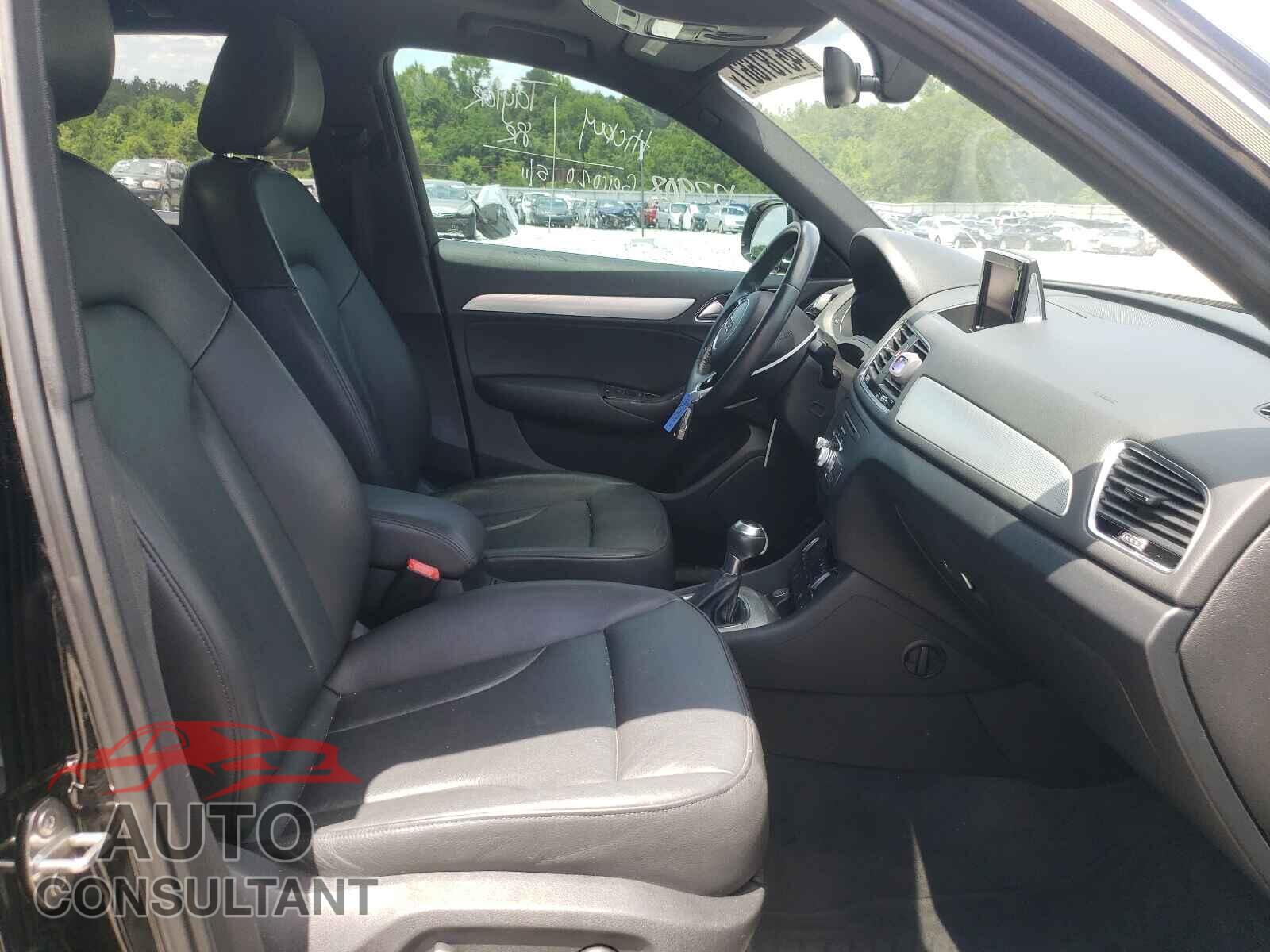 AUDI Q3 2016 - WA1BFCFS5GR014476