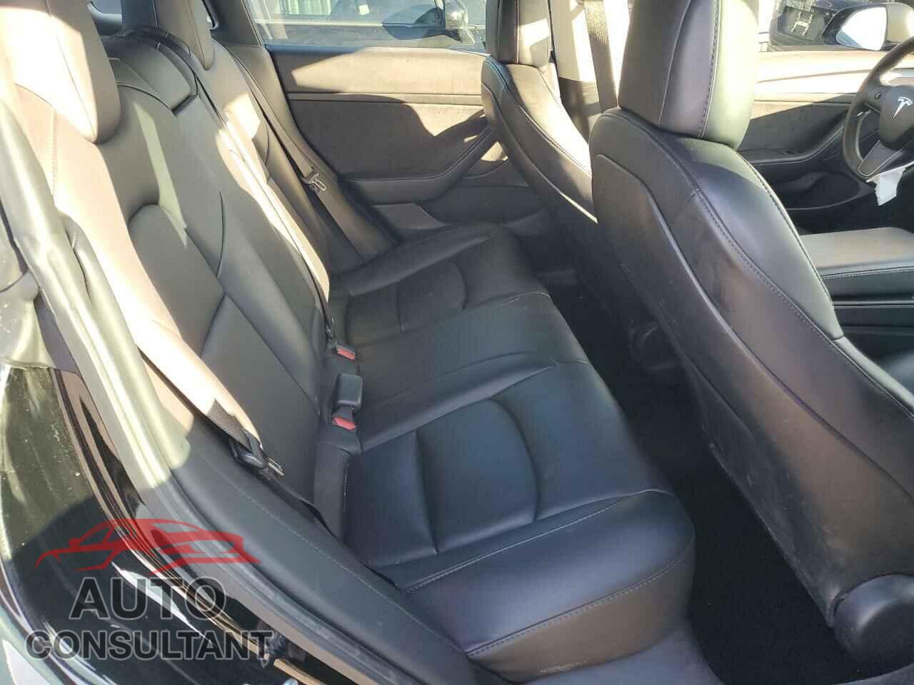 TESLA MODEL 3 2021 - 5YJ3E1EC6MF064896
