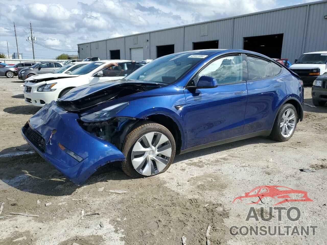 TESLA MODEL Y 2024 - 7SAYGDEE9RA220861